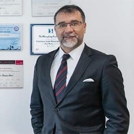 Доктор Ilker Manavbaşı