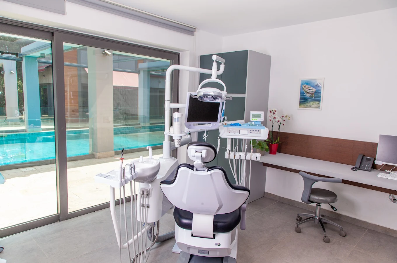 Стоматологічна клініка Luwi Dental Clinic
