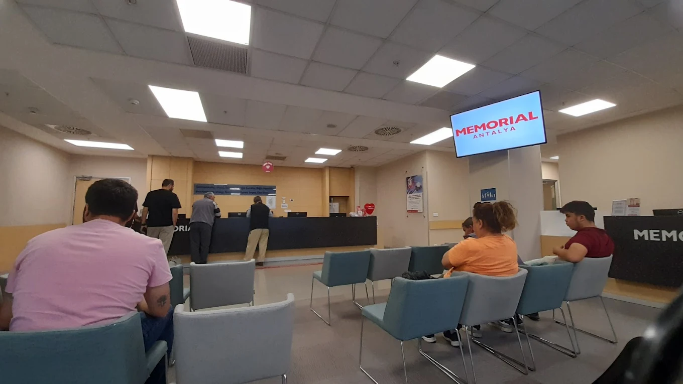 Клініка Меморіал Анталія
